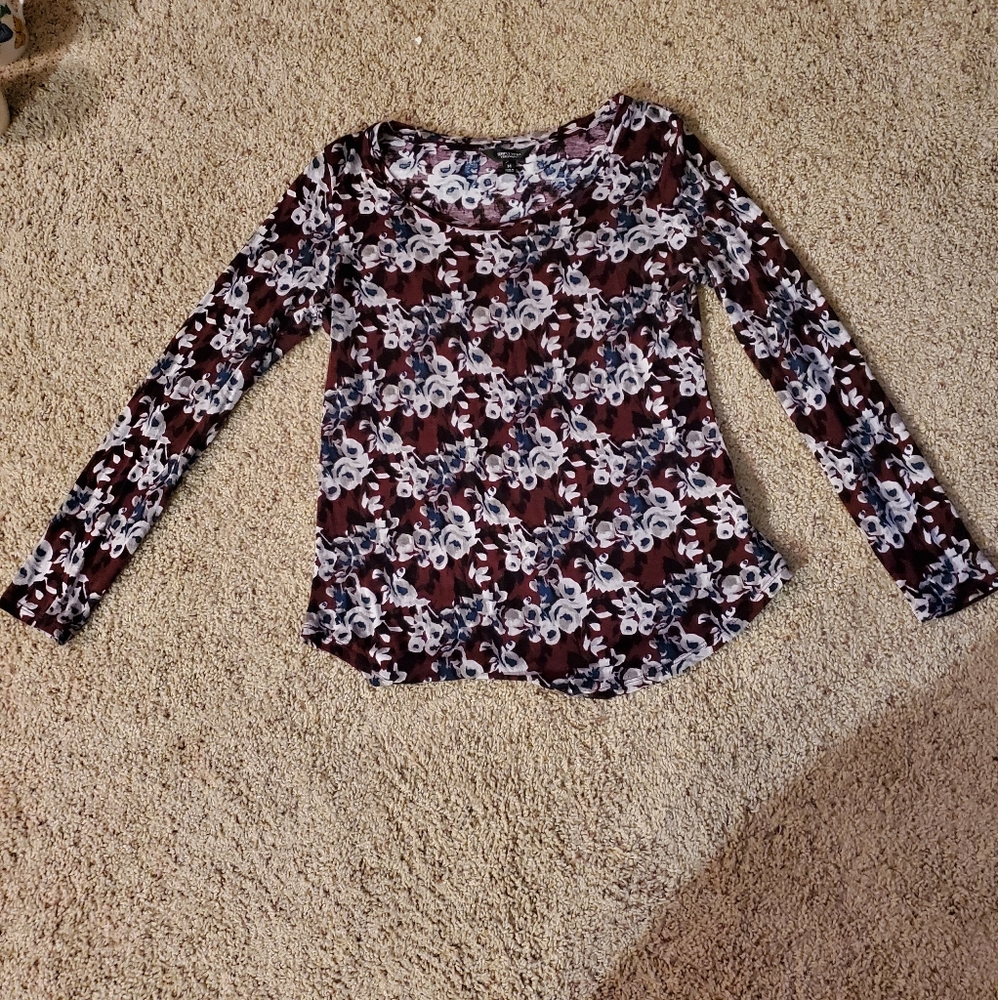 Simply Vera Wang Shirt